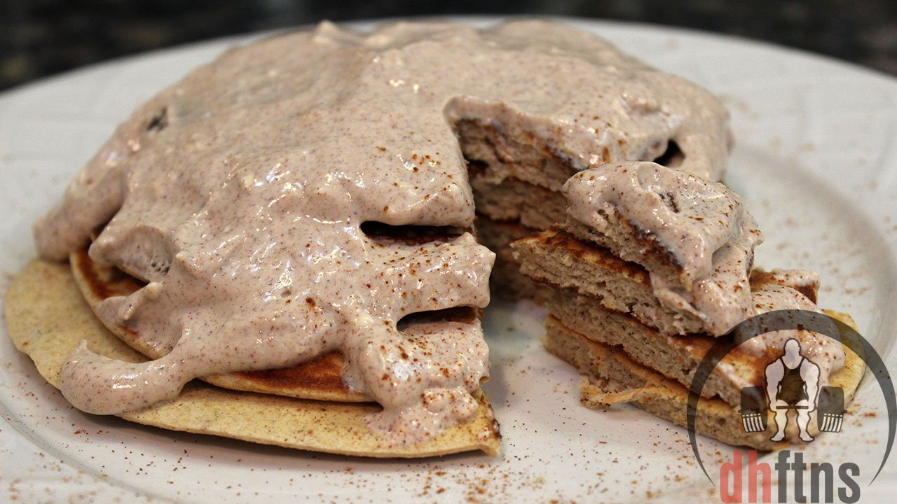 Cinnamon Roll PROTEIN Pancakes Recipe