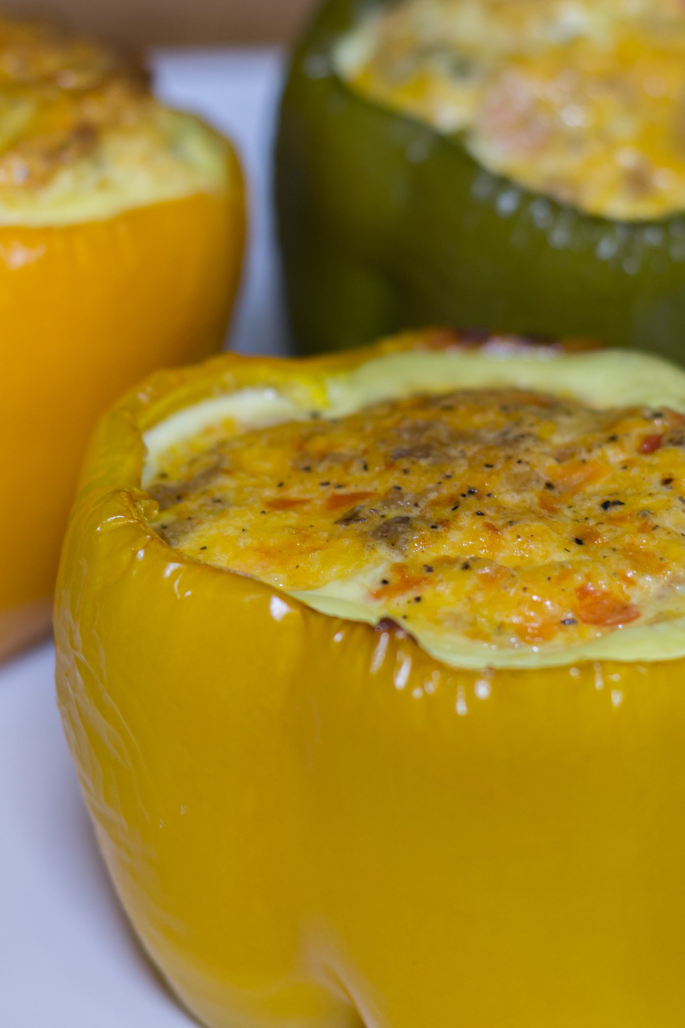 Healthy Omelette Stuffed Bell Peppers