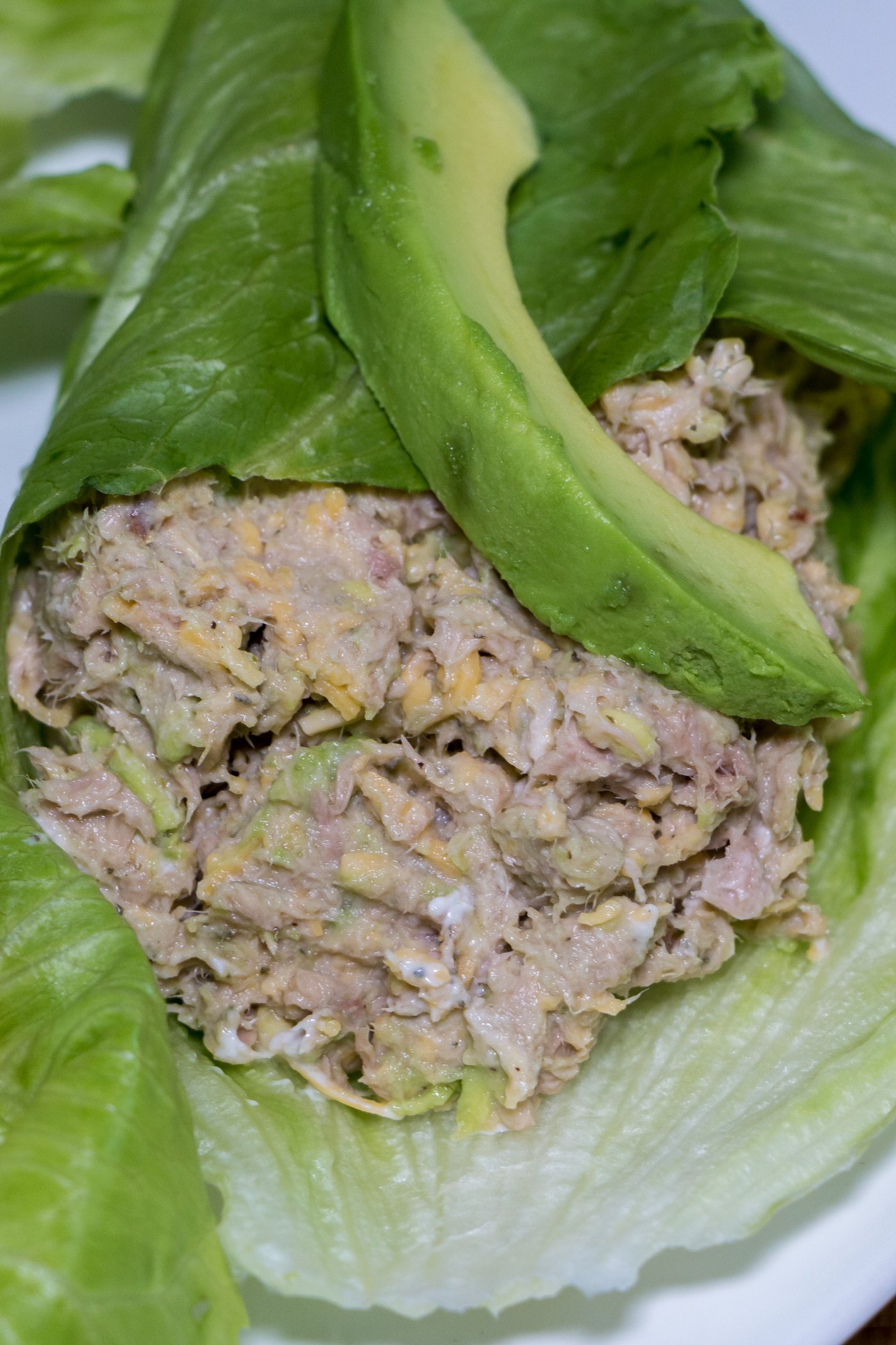 Tuna Avocado Lettuce Wraps