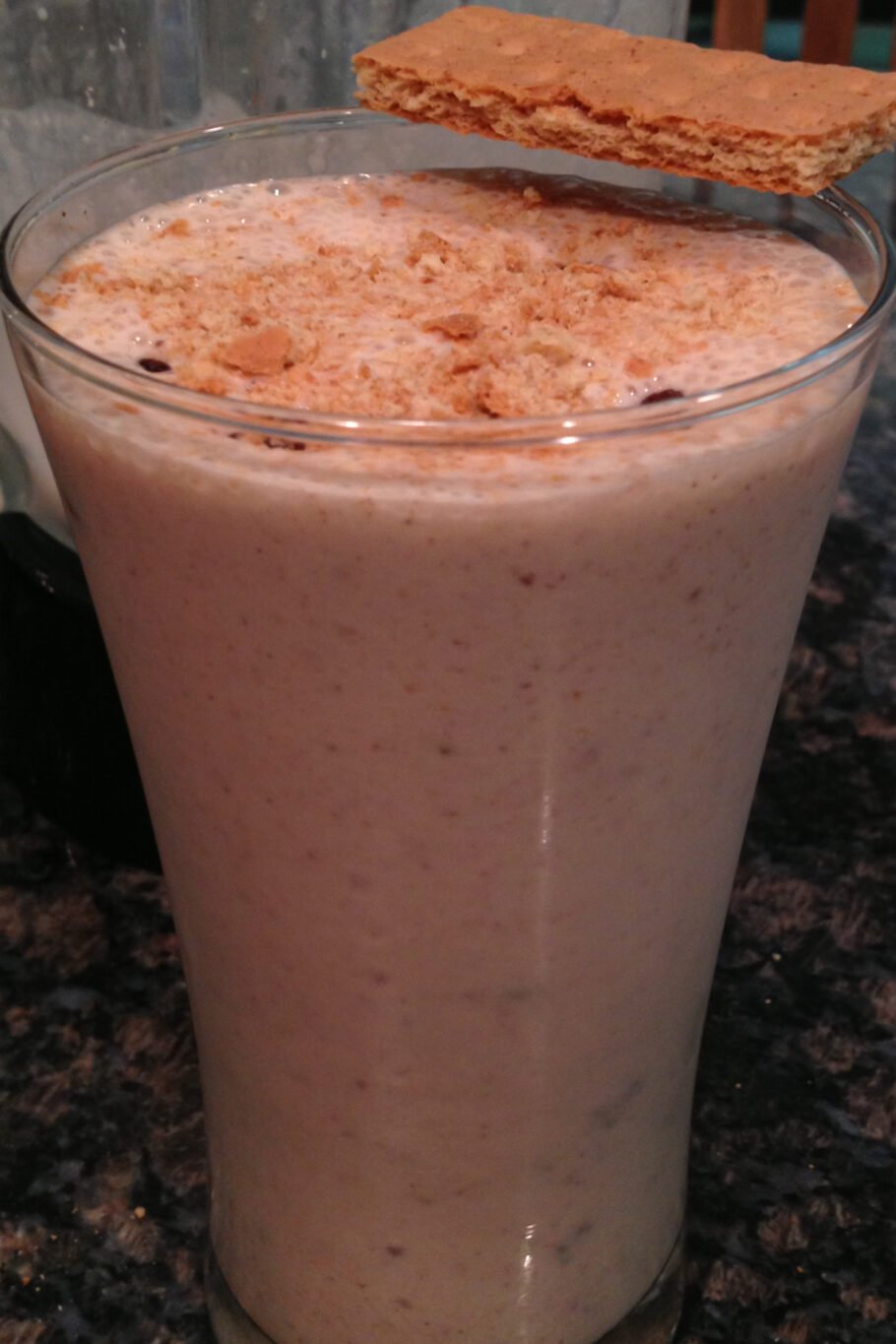 Oatmeal Cookie Protein Shake Recipe