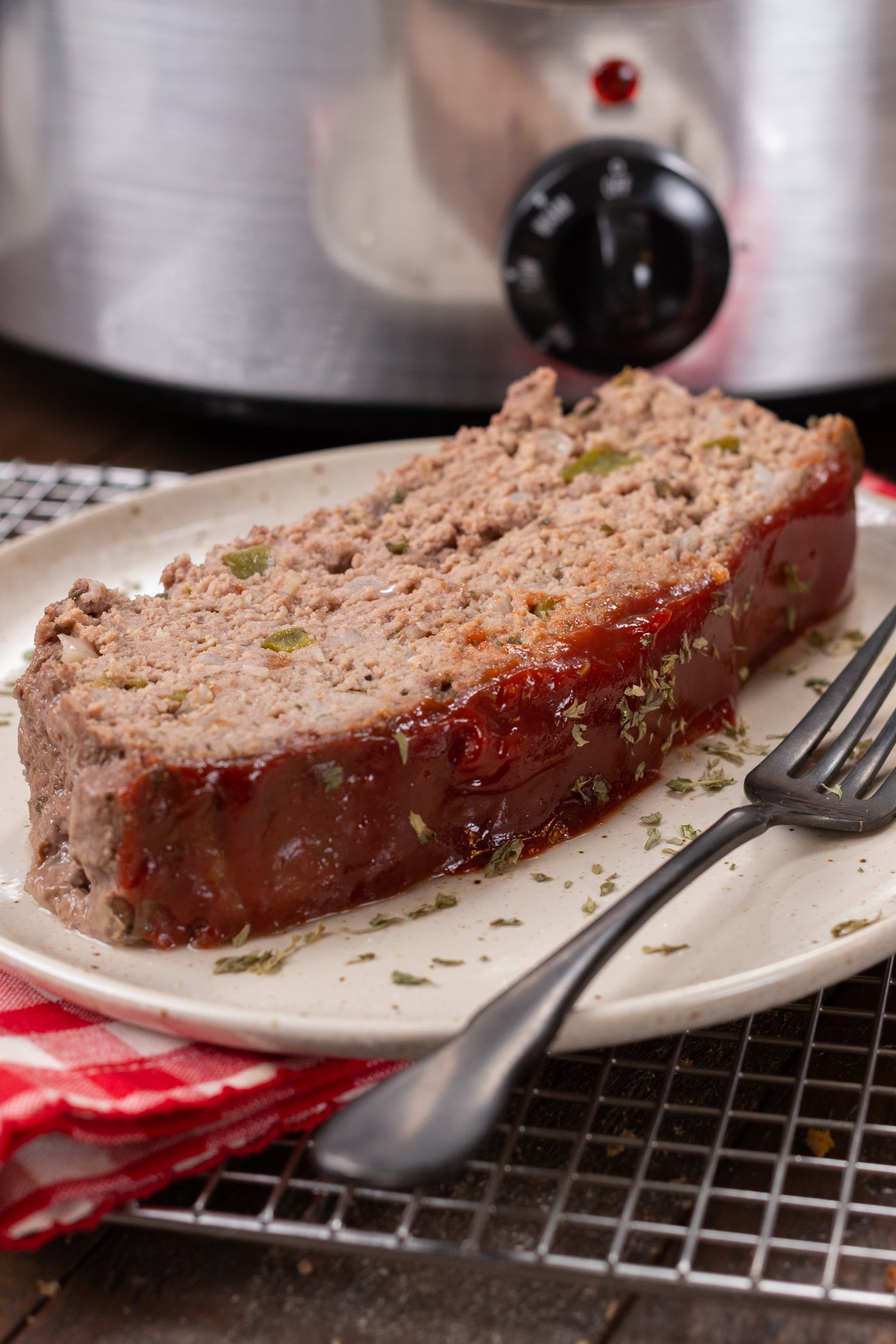 Easy Slow Cooker Meatloaf